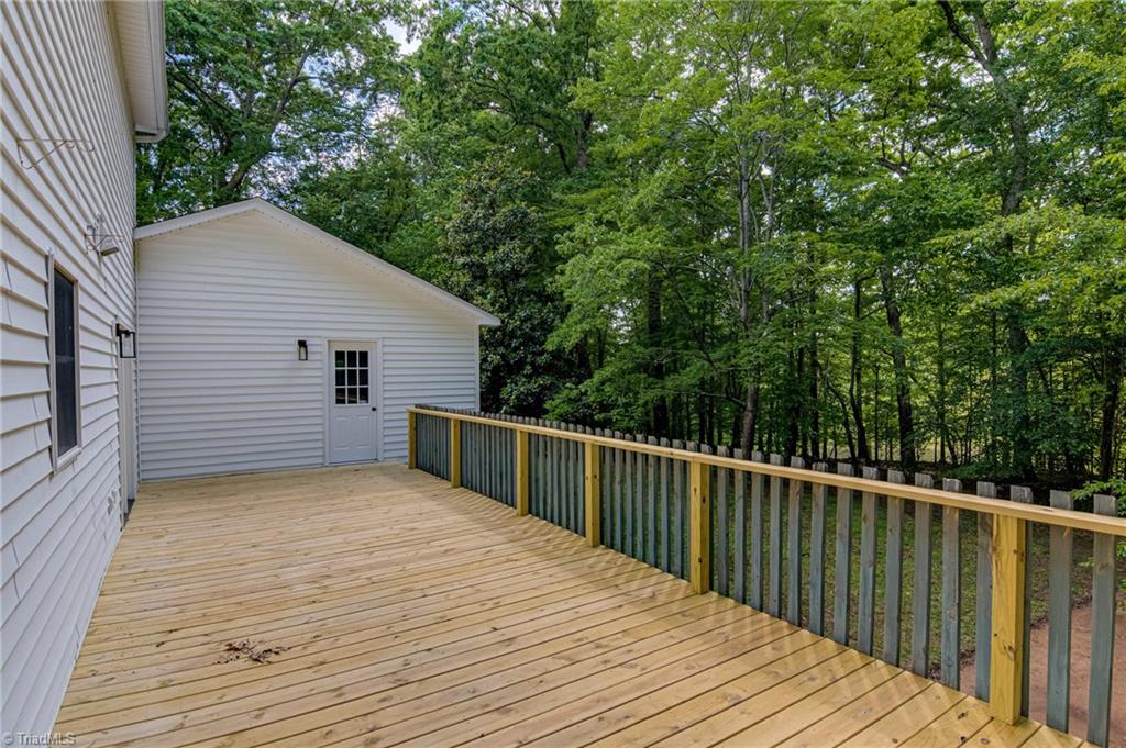 1336 Crepe Myrtle Lane, Yadkinville, North Carolina image 20
