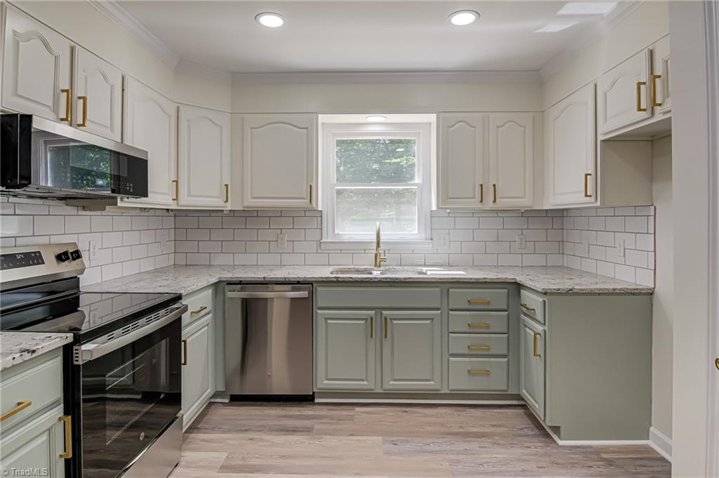 1336 Crepe Myrtle Lane, Yadkinville, North Carolina image 4