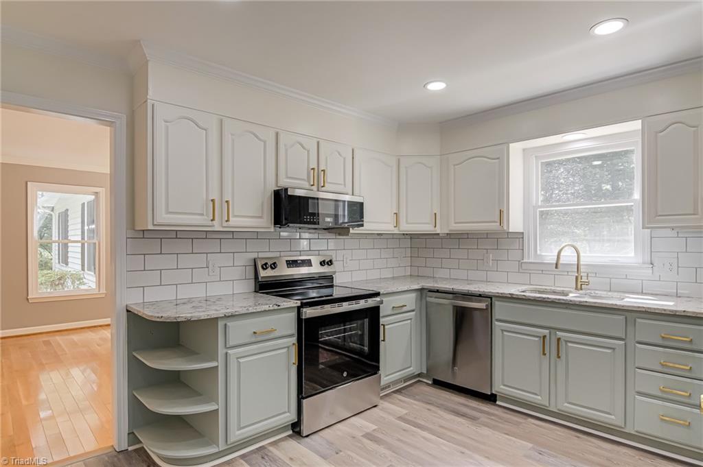 1336 Crepe Myrtle Lane, Yadkinville, North Carolina image 6