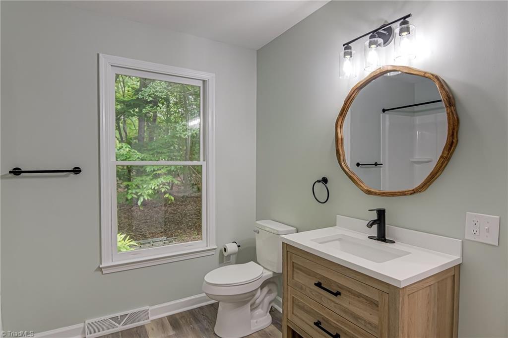 1336 Crepe Myrtle Lane, Yadkinville, North Carolina image 15