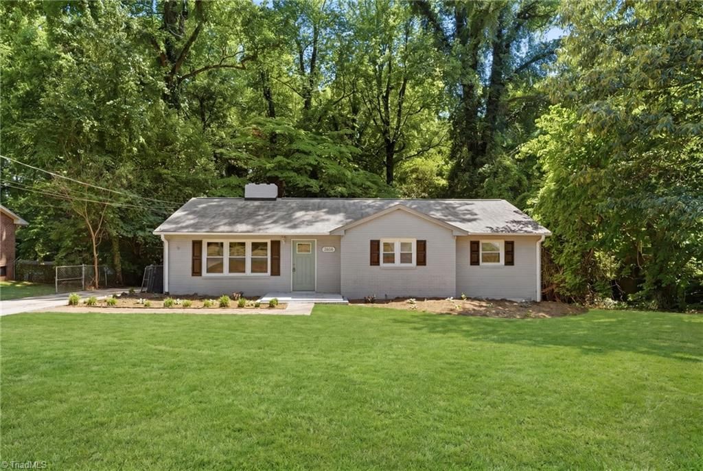 Photo of 2606 Alderney Lane, Winston-Salem, NC 27103 (MLS # 1220079)