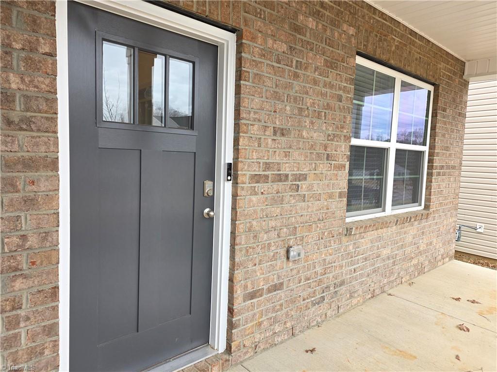 6561 Clark Creek Trail