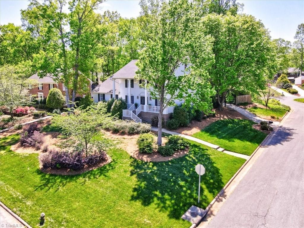 Photo of 1005 Westminster Drive, Greensboro, NC 27410 (MLS # 1216153)