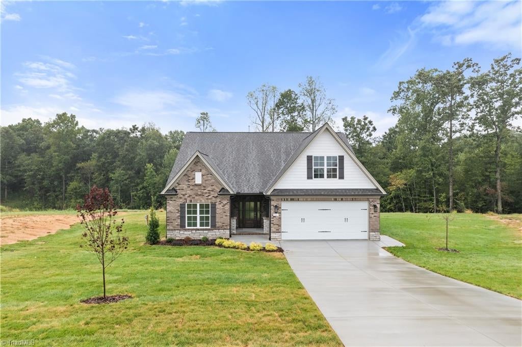Photo of 261 Avian Lane, Winston-Salem, NC 27127 (MLS # 1237088)