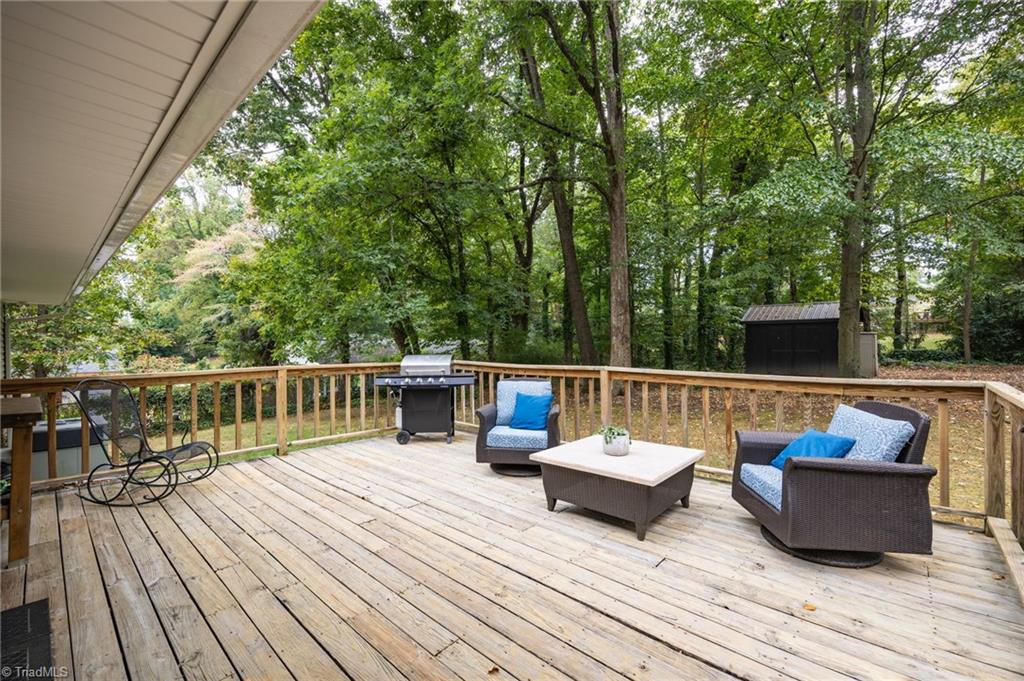 Greensboro, North Carolina 27408, United States, 4 Bedrooms Bedrooms, ,2 BathroomsBathrooms,Residential,Active,217690