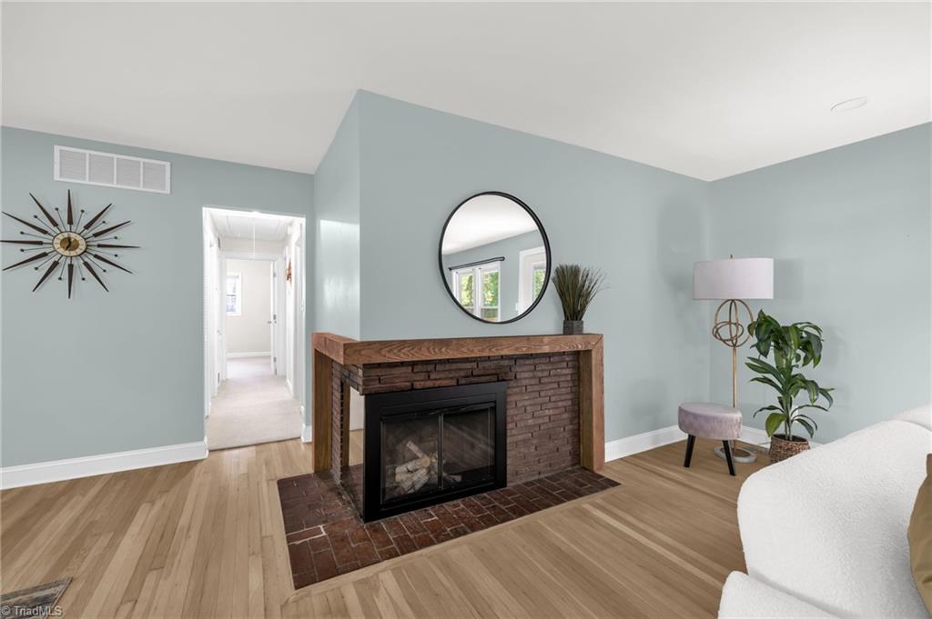 Greensboro, North Carolina 27408, United States, 4 Bedrooms Bedrooms, ,2 BathroomsBathrooms,Residential,Active,217690