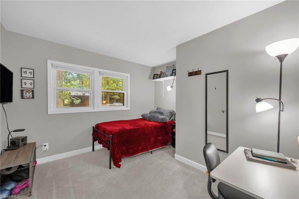 Greensboro, North Carolina 27408, United States, 4 Bedrooms Bedrooms, ,2 BathroomsBathrooms,Residential,Active,217690