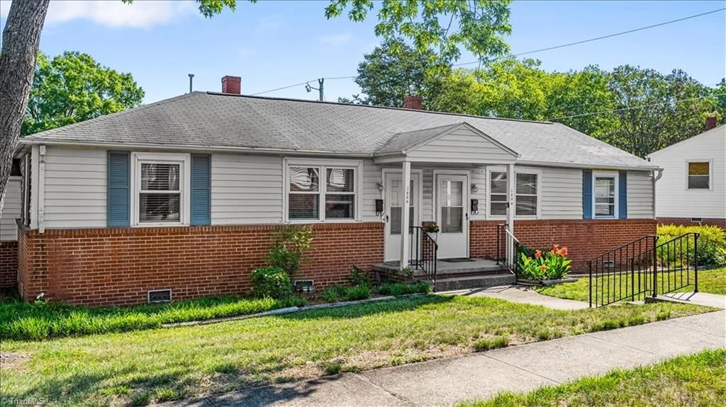 Photo of 1804 Villa Drive, Greensboro, NC 27403 (MLS # 1222848)
