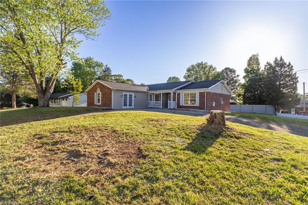 3227 Loftyview Drive, High Point, North Carolina image 5