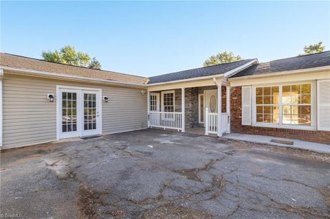 Photo for 3227 Loftyview Drive