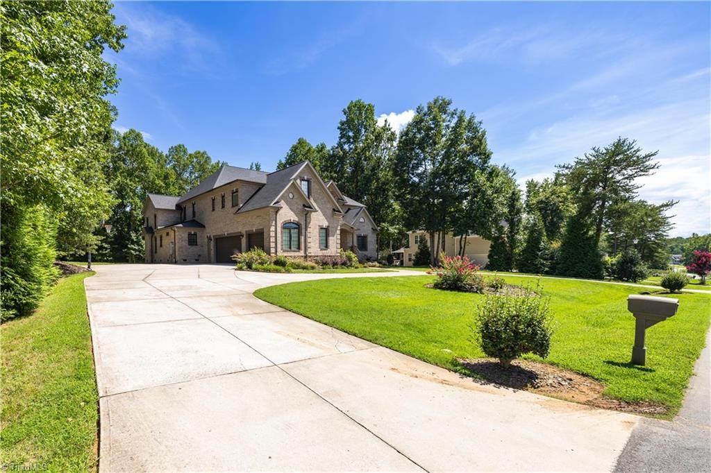 Photo of 4805 Bisbee Drive, Greensboro, NC 27407 (MLS # 1191579)