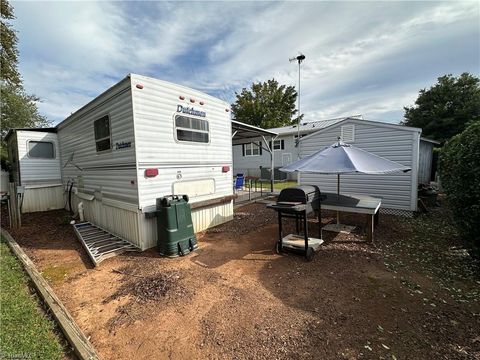 A home in New London