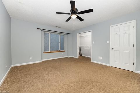 Condominium in Winston Salem NC 6127 Old Plank Road 9.jpg