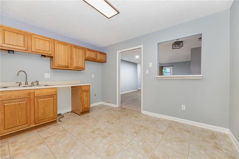 Condominium in Winston Salem NC 6127 Old Plank Road 7.jpg