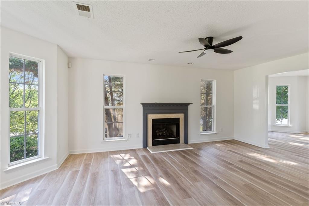 600 River Glen Court