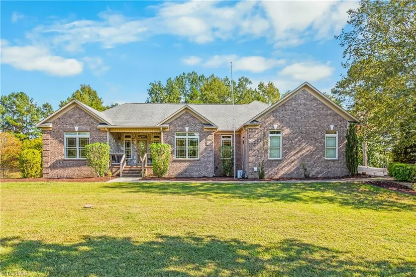 295 Paul Pope Road, photo 1 of 42