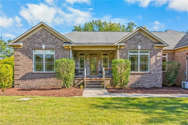 295 Paul Pope Road, photo 2 of 42
