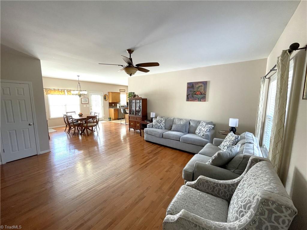 6715 Hockett Country Lane