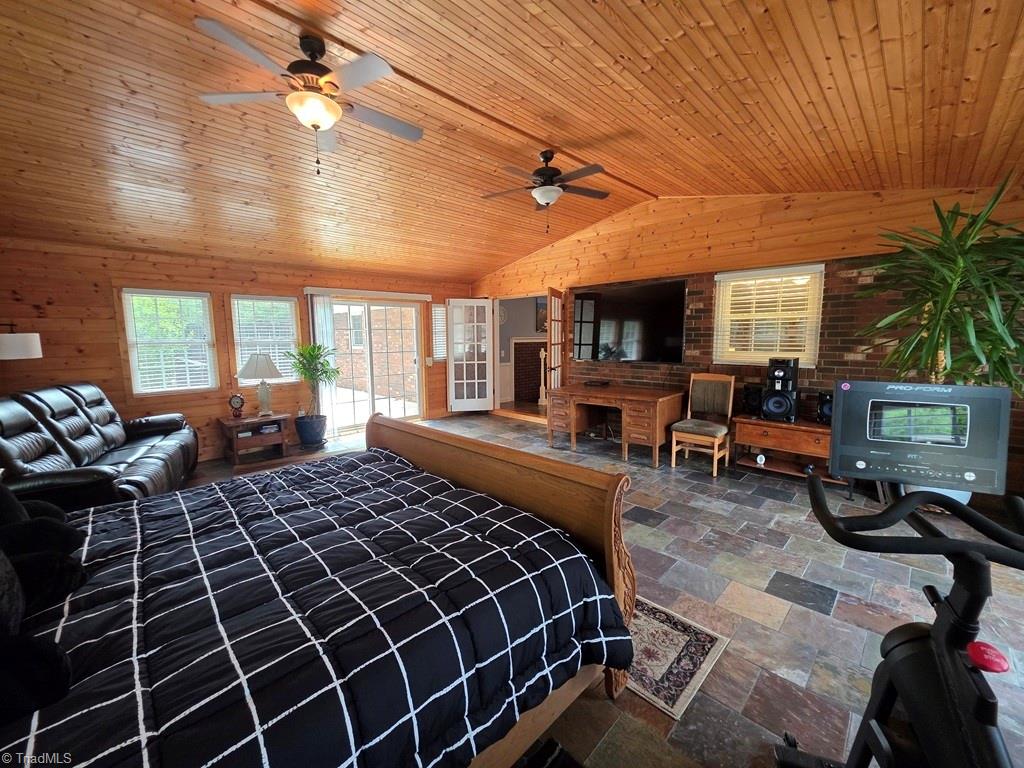 295 Pinedale Road, North Wilkesboro, North Carolina image 16