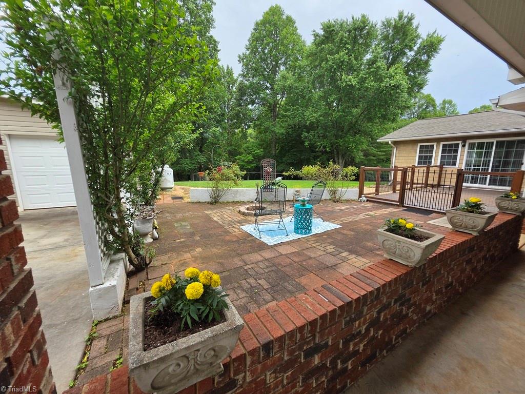 295 Pinedale Road, North Wilkesboro, North Carolina image 6