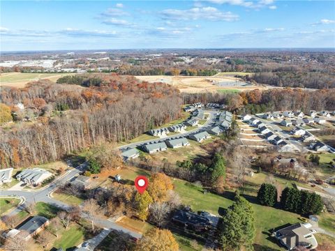 A home in Kernersville