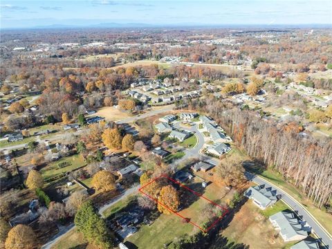 A home in Kernersville