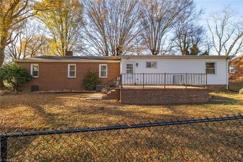 A home in Kernersville