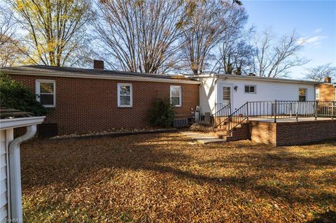 A home in Kernersville