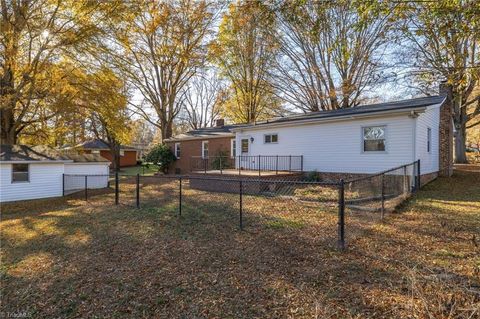 A home in Kernersville