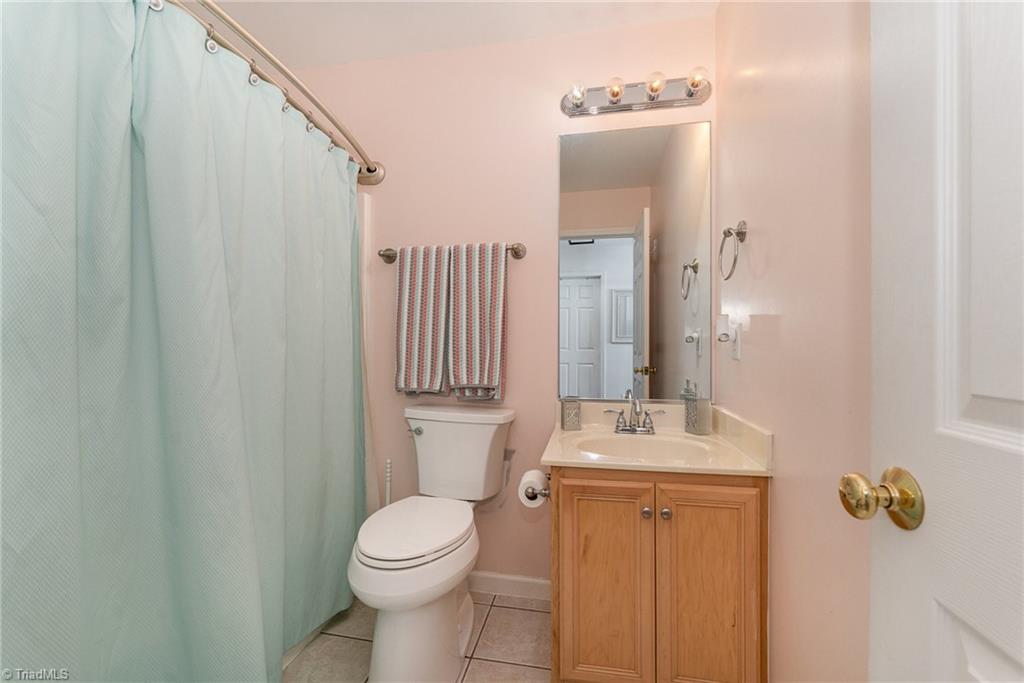 1525 Birkdale Court, High Point, North Carolina image 26
