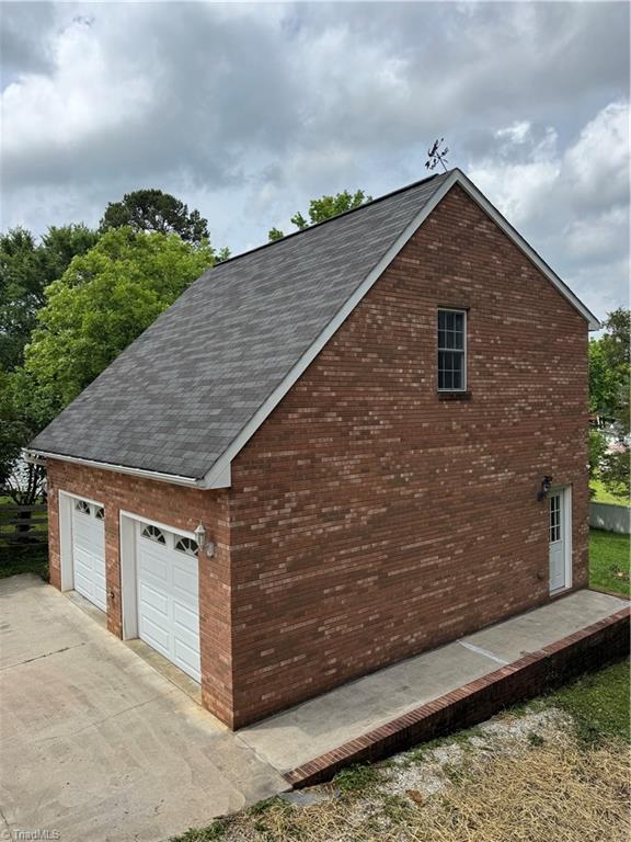 227 Woodhaven Drive, Lexington, North Carolina image 3