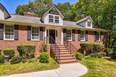 Homes For Sale - 5158 Carlson Dairy Road<br/> Summerfield, NC 27358