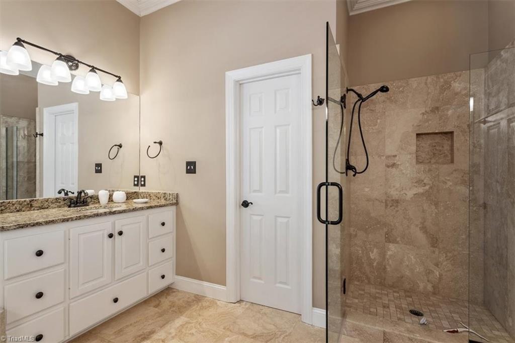 105 Royal Glen Drive, Cary, North Carolina image 40