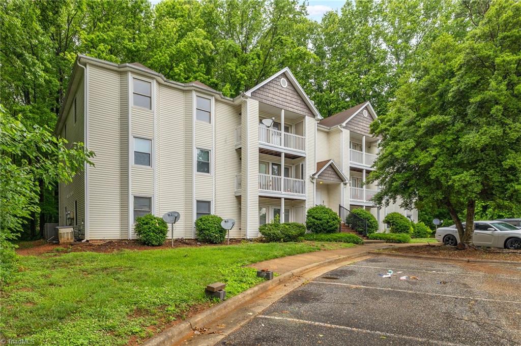 2328 W Vandalia Road #M, Greensboro, North Carolina image 3