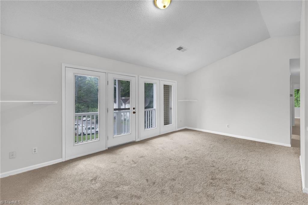 2328 W Vandalia Road #M, Greensboro, North Carolina image 6