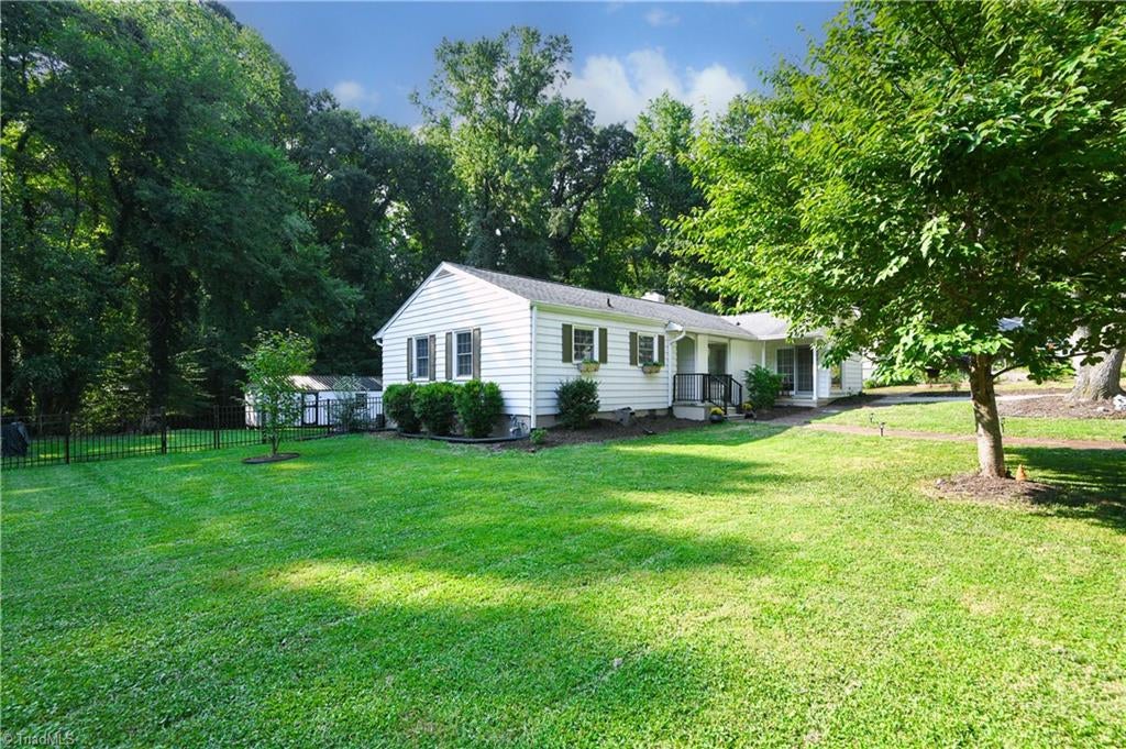 Photo of 3801 Parkwood Drive, Greensboro, NC 27403 (MLS # 1235915)