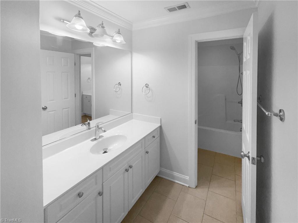 8402 Cripplegate Trace, Browns Summit, North Carolina image 27