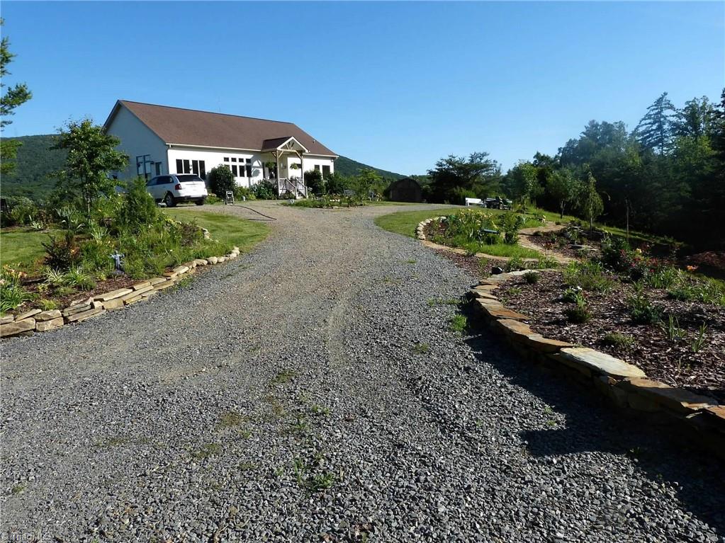 1564 Thore Road, Pinnacle, North Carolina image 47