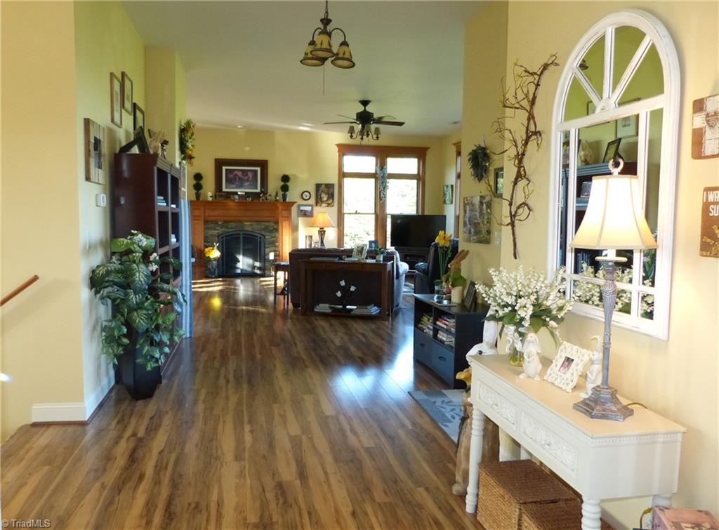 1564 Thore Road, Pinnacle, North Carolina image 15