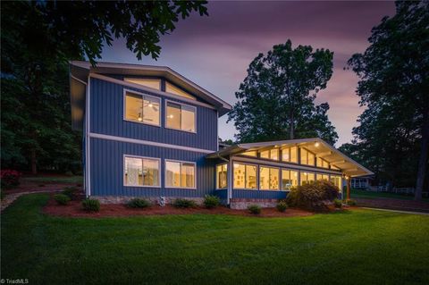 Single Family Residence in Richfield NC 920 Panther Point Road.jpg