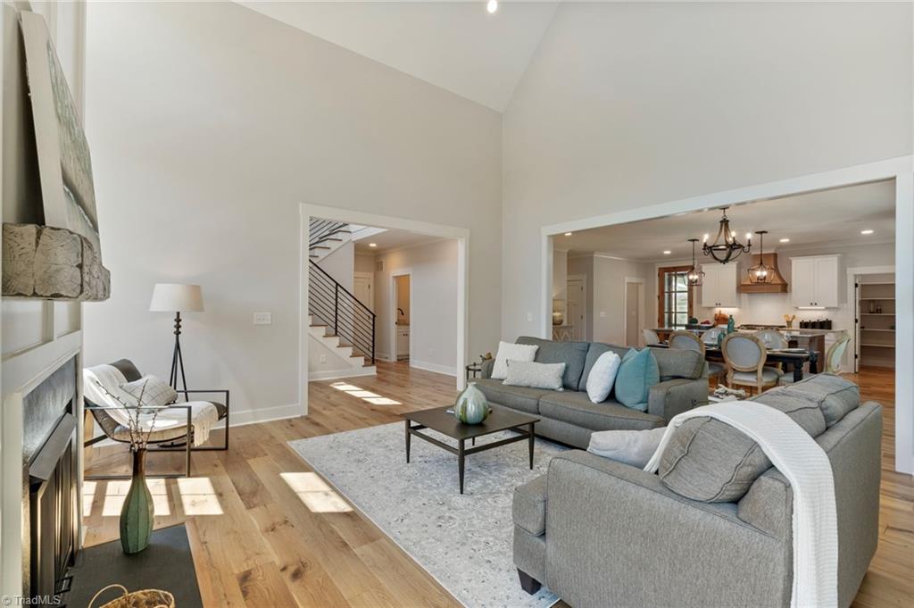 8719 Atlas Heights Way