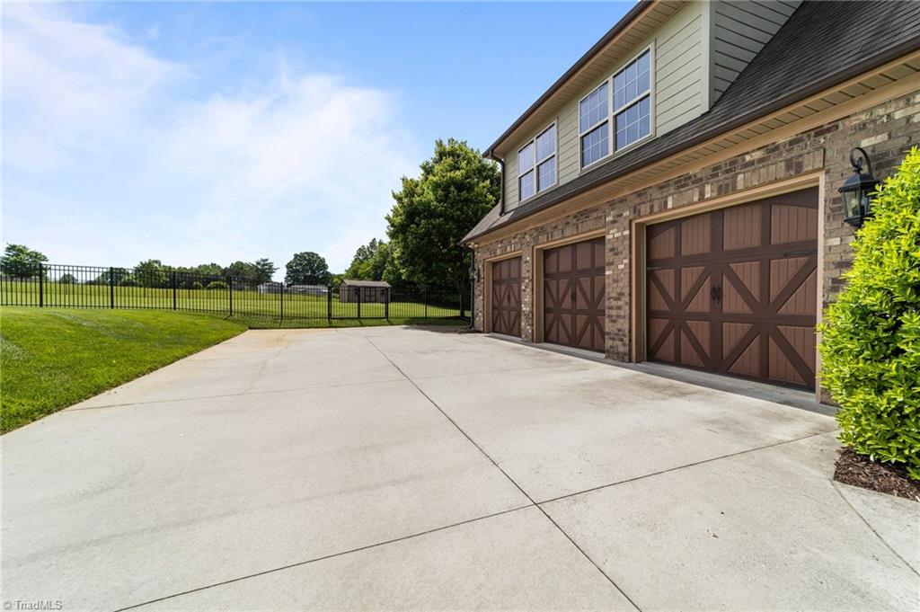 5904 Steeple Ridge Court, Summerfield, North Carolina image 41