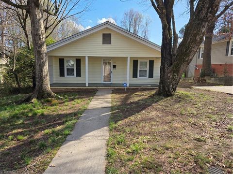 Homes For Sale - 515 Spencer Avenue<br/> Randolph County, Asheboro, NC 27203