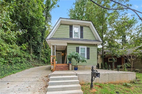 Homes For Sale - 307 Vail Avenue<br/> High Point, NC 28208