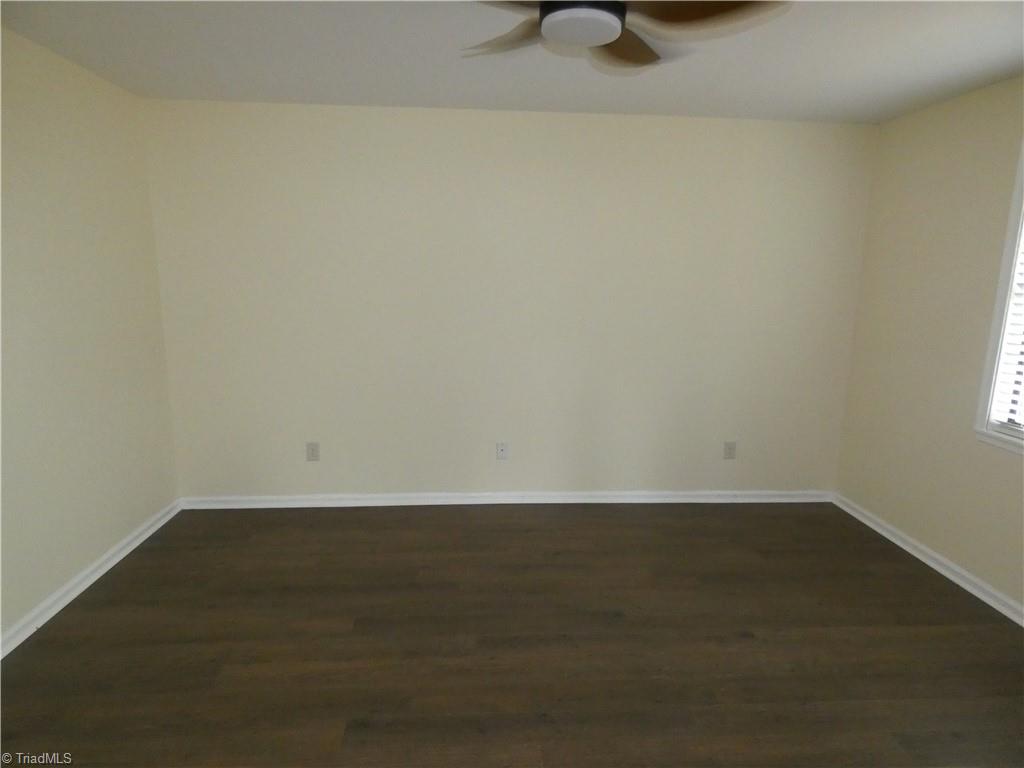 317 Westridge Drive, Yadkinville, North Carolina image 3