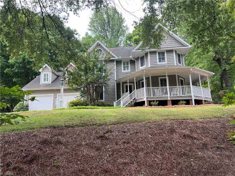Homes For Sale - 4015 Baytree Court<br/> Guilford County, High Point, NC 27265