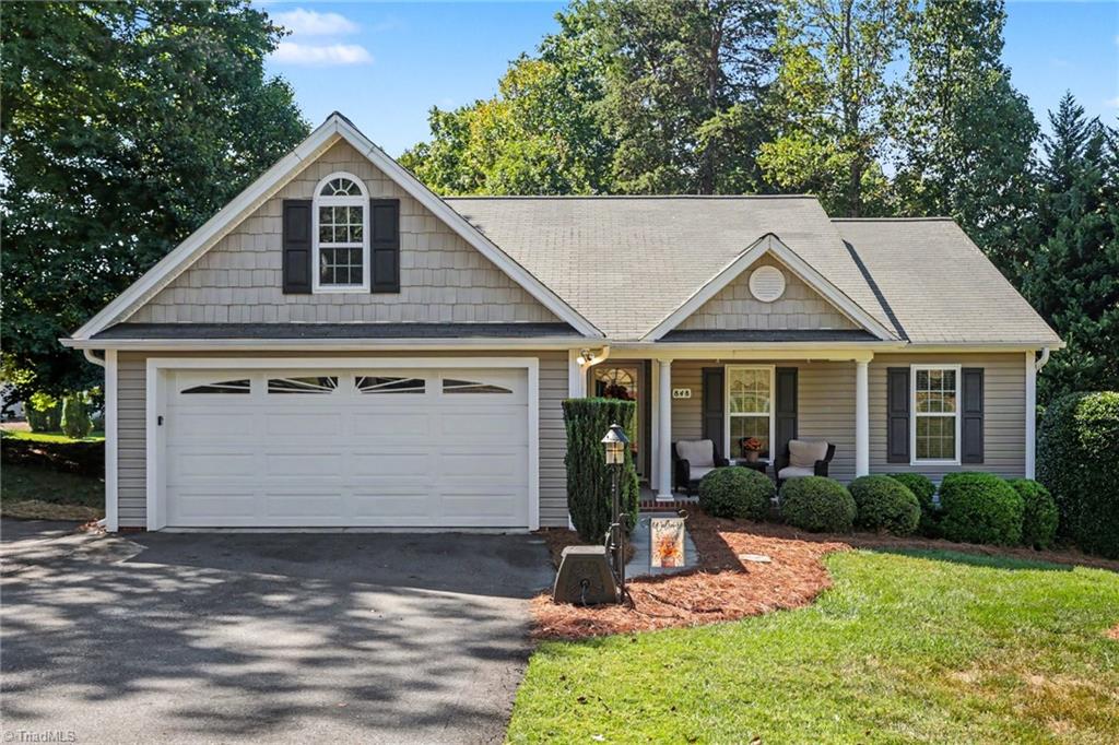 Photo of 848 Ridge View Terrace, Rural Hall, NC 27045 (MLS # 1236039)