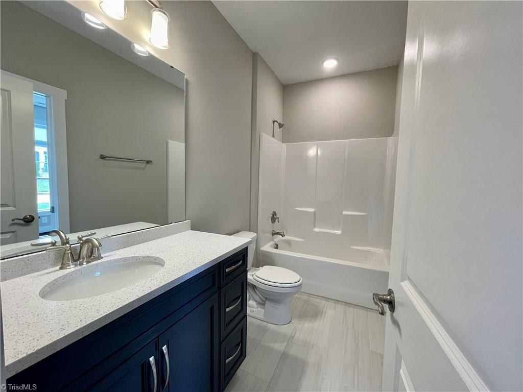 Photo 9 of 45 of 118 Mountain Maple Drive townhome