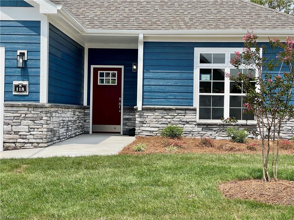 Photo 5 of 45 of 118 Mountain Maple Drive townhome