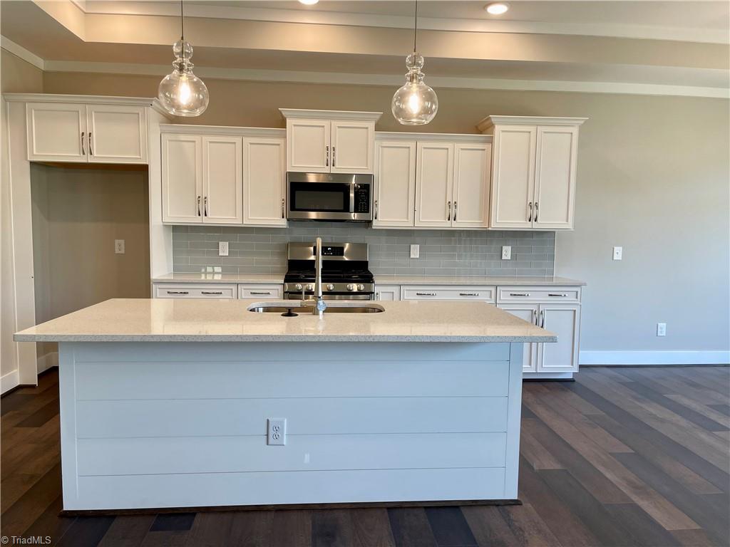 Photo 18 of 45 of 118 Mountain Maple Drive townhome